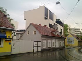 in der damaligen Häuserzeile - 2014
