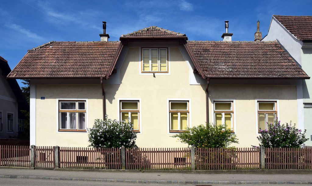 Datei:Lerchenfelderstraße 3.jpg