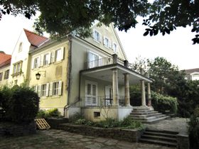 Gartenfront des Herrenhauses