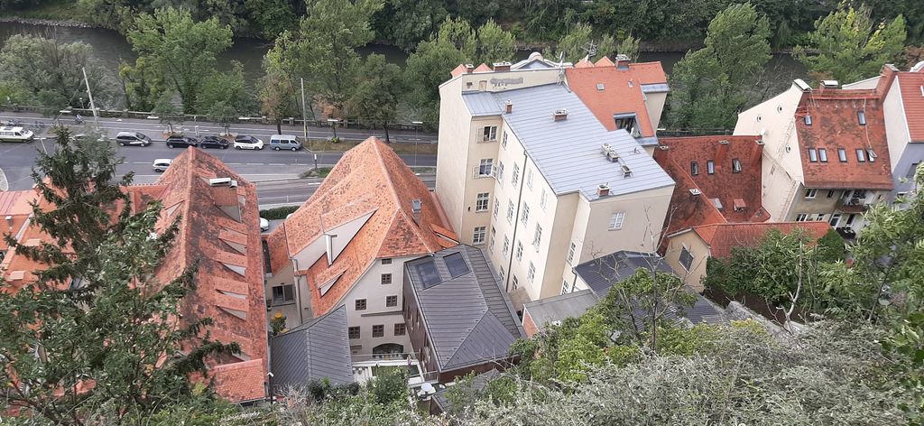 Datei:Kai 36, Graudächer 2022.jpg