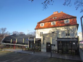 Ansicht mit Anbau von Süden - 2011