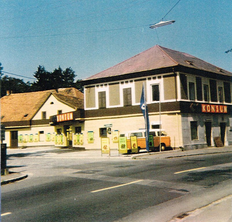 Datei:Andritzer Reichsstraße 47 1983 Konsum.jpg